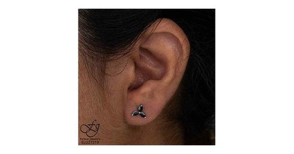 10K White Gold Trio Black Sapphire Studs