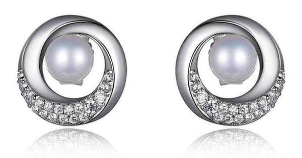 Genuine Pearl and Cubic Zirconia Post Earring. Stone size: 5-5.5(mm)