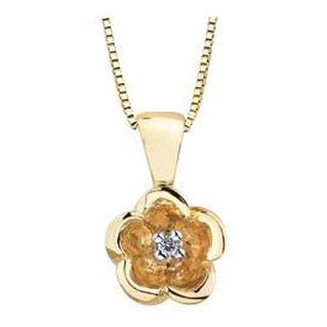 10K Yellow Gold Canadian Diamond (0.01 ct T.W.) Flower Necklace
