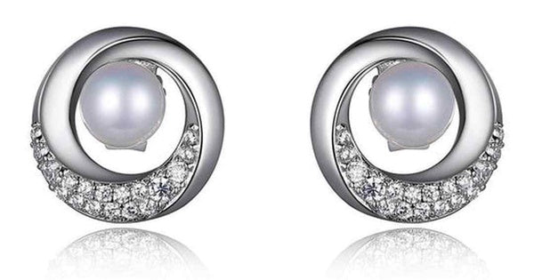 Genuine Pearl and Cubic Zirconia Post Earring. Stone size: 5-5.5(mm)