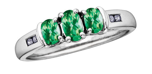 3-Stones Emerald 0.06 ct T.W Diamond White Gold Ring